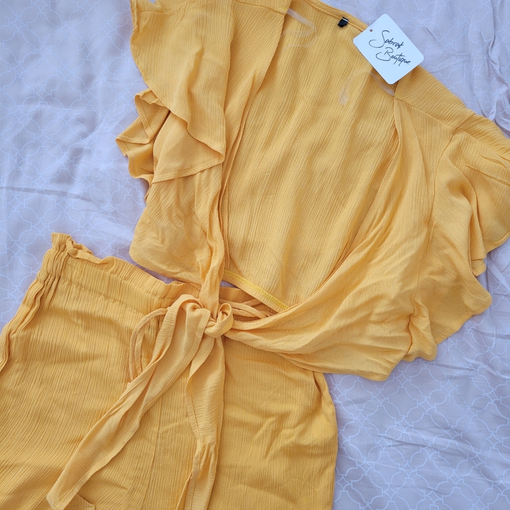 Sabrak Boutique Solid Ruffle Arm Tye Set, Size L, Yellow